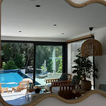 Aria Cigala 4*